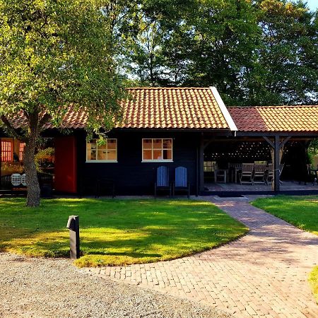 Aljemint Bed and Breakfast Oentsjerk Exteriör bild