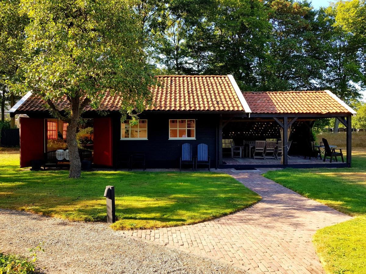 Aljemint Bed and Breakfast Oentsjerk Exteriör bild